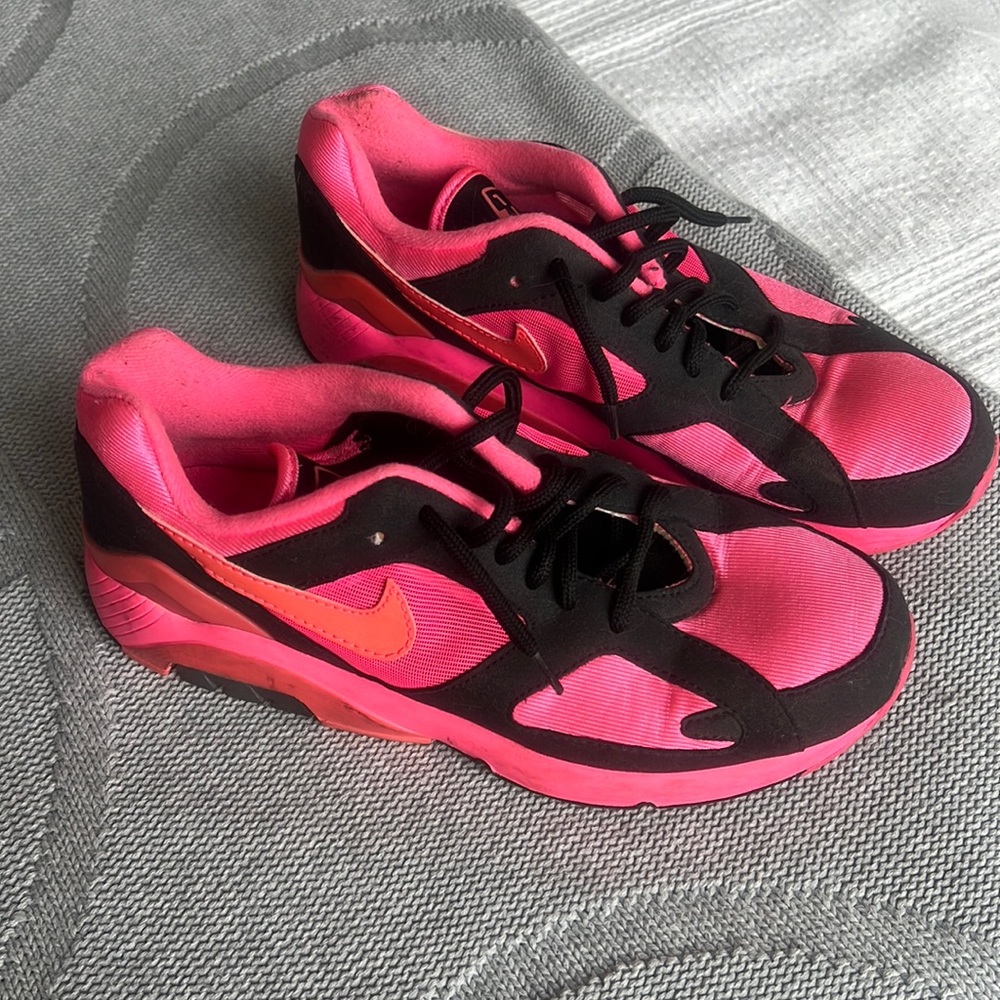 Nike comme des garçon air max 180 size 6.5 men’s (8 women’s)